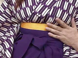 JAPANESE SLUT RIDES A..