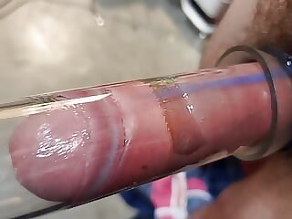 Thick Cocked undeceptive..
