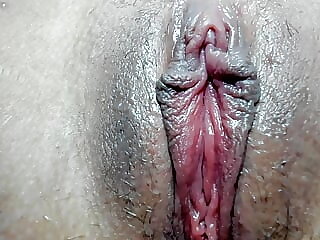 College girl shows her wet..