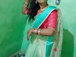 Gali Me Aaj Chand Nikla -..