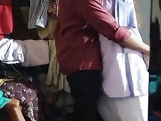 Desi Pupil Girl Ki Chut Mein..