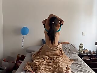 Hot lesbians fuck with..
